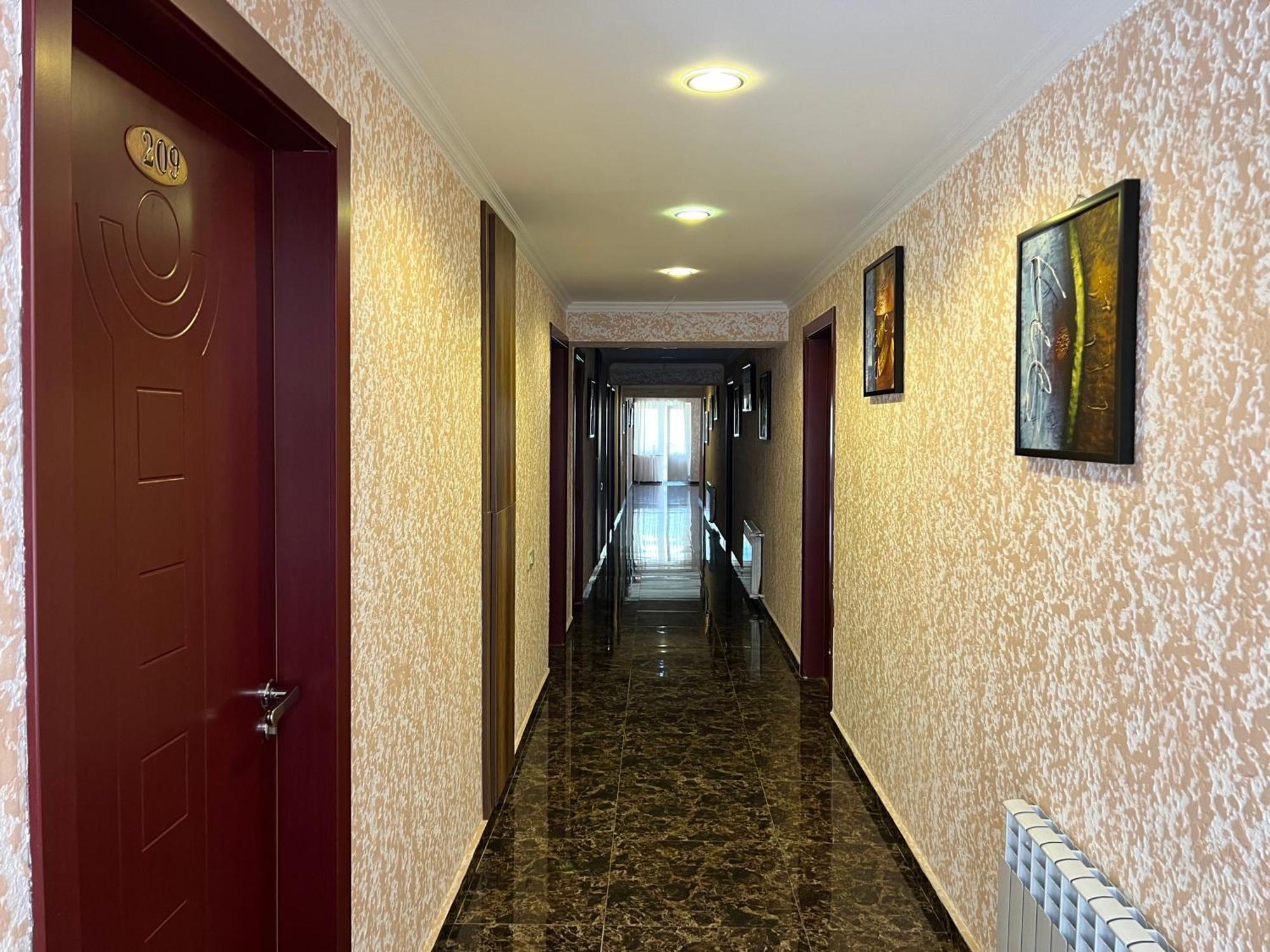 Hotel Iveria Абастумани Экстерьер фото